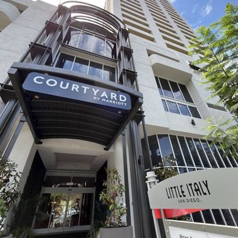 Courtyard By Marriott - Main entrance. - Hotels Near Me - San Diego, California