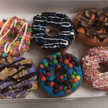 Donut licious - Fruity Pebbles, Oreo, Reese's Peanut Butter, Cinnamon Toast Crunch, M&M and Strawberry Pop Tart - Donuts Near Me - Spring, Texas Donut licious - Fruity Pebbles, Oreo, Reese's Peanut Butter, Cinnamon Toast Crunch, M&M and Strawberry Pop Tart - Donuts Near Me - Spring, Texas
