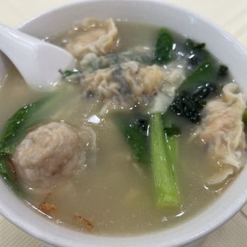 Sweet Wonton House - 3 kinds of dumplings and ramen in bone broth. So good - Cantonese Near Me - Little Neck, New York Sweet Wonton House - 3 kinds of dumplings and ramen in bone broth. So good - Cantonese Near Me - Little Neck, New York