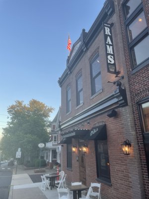 Rams Pint House & Rooftop Lounge by null