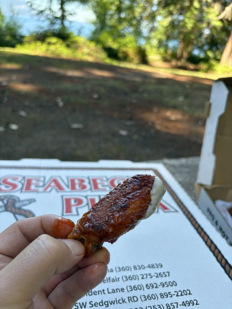 Seabeck Pizza Logo