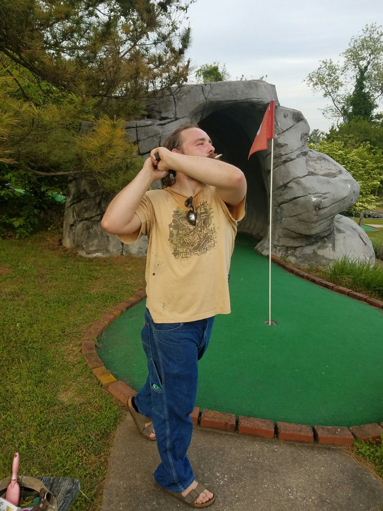 John Invernizzi's Hereford Golf Center Logo