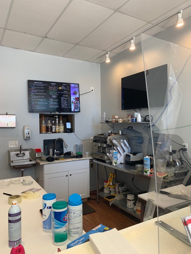 SMOOTHIE JOINT Updated June 2024 34 Photos & 33 Reviews 948 West