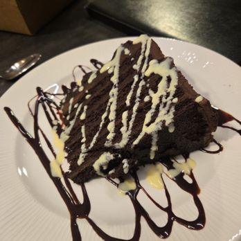 Osprey Restaurant & Bar - Chocolate cake - Cocktail Bars Near Me - Spokane, Washington Osprey Restaurant & Bar - Chocolate cake - Cocktail Bars Near Me - Spokane, Washington