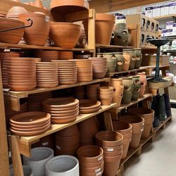 Riverside Greenhouse - Pottery