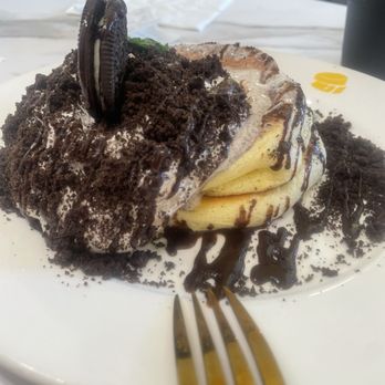 Fluffy Fluffy - Cookies and Cream Souffle - Desserts Near Me - Tustin, California