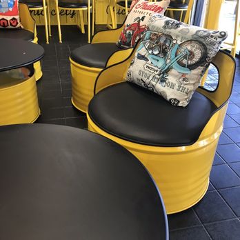 Chicciety - Cute seating area - Chicken Shop Near Me - Walnut, California