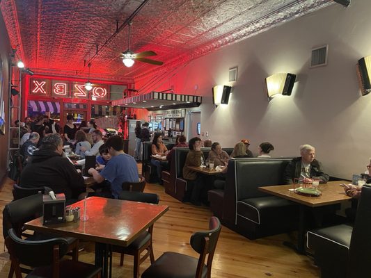 SQZBX Brewery & Pizza by null