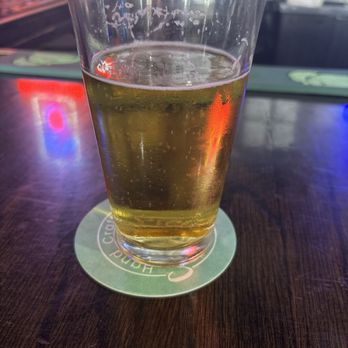 Hideout Pizzaria - Short miller lite draft - Pizza Near Me - Louisville, Kentucky Hideout Pizzaria - Short miller lite draft - Pizza Near Me - Louisville, Kentucky