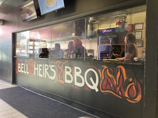 Bell Heir's BBQ by null