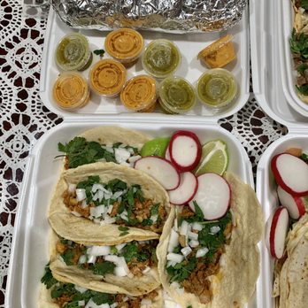 Tacos Montero - Al pastor tacos and mild and spicy sauces - Food Trucks Near Me - San Jose, California Tacos Montero - Al pastor tacos and mild and spicy sauces - Food Trucks Near Me - San Jose, California