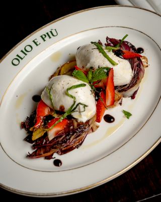 OLIO E PIÙ - Updated July 2025 - 1715 Photos & 556 Reviews - 445 N