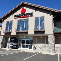 Exterior photo of Bob's Sports Chalet - Bristol, Connecticut Exterior photo of Bob's Sports Chalet - Bristol, Connecticut