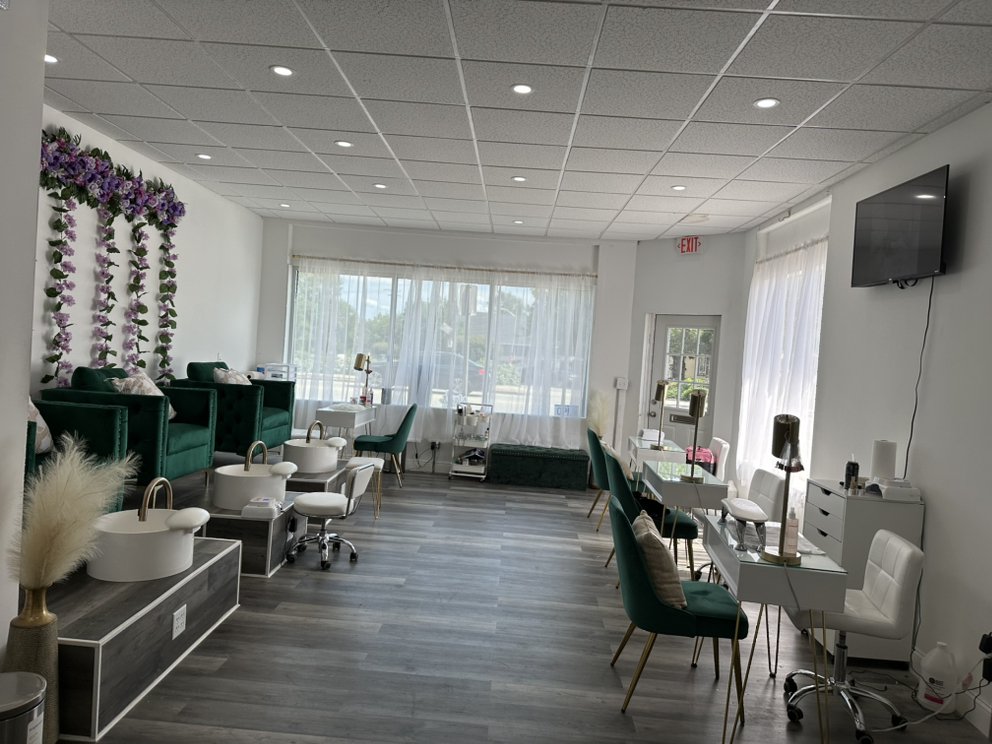 CAROL NAILS AND SPA 899 Cranston St, Cranston, Rhode Island Nail