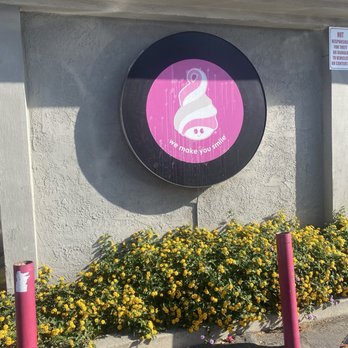 Menchie's - Yup - Ice Cream & Frozen Yogurt Near Me - Encino, California Menchie's - Yup - Ice Cream & Frozen Yogurt Near Me - Encino, California
