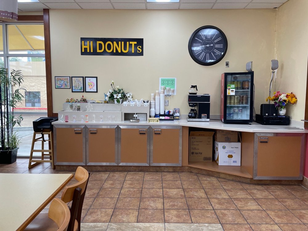 Hi Donuts Logo