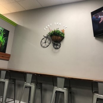 Tea It - Lounge area - Bubble Tea Near Me - Citrus Heights, California Tea It - Lounge area - Bubble Tea Near Me - Citrus Heights, California