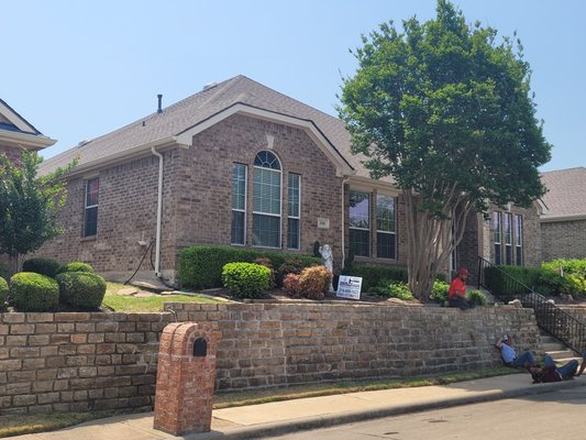 Ideal Exteriors Logo