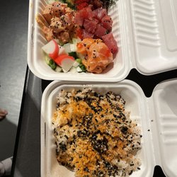 Poke Me - My lunch for tomorrow. Gary is the best he packed my fish and rice separately so I can have it tomorrow :)