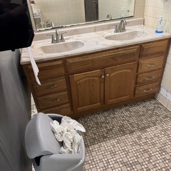 Watermill Restaurant - Bathroom - American Near Me - Cave City, Kentucky Watermill Restaurant - Bathroom - American Near Me - Cave City, Kentucky