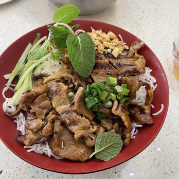 Pho Anvi - Bun with grilled pork, yum! - Vietnamese Near Me - West Covina, California Pho Anvi - Bun with grilled pork, yum! - Vietnamese Near Me - West Covina, California
