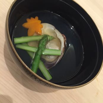 Shoushin - Hamagri and bonito soup (with carrot, asparagus and clam) - Japanese Near Me - Toronto, Ontario Shoushin - Hamagri and bonito soup (with carrot, asparagus and clam) - Japanese Near Me - Toronto, Ontario