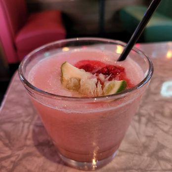 Bubba's 33 - Raspberry frozen margarita - American Near Me - Peoria, Arizona