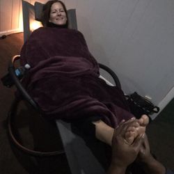 ElleWorx - You can be our next client to receive foot reflexology. Makes for happy feet and big smiles!