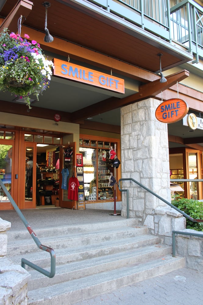 WHISTLER SMILE GIFT Updated September 2024 4154 Village Green, Whistler, British Columbia