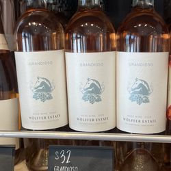 Wölffer Estate Wine Stand