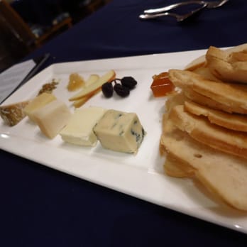 Narcoossee's - Cheese plate gluten free - New American Near Me - Lake Buena Vista, Florida Narcoossee's - Cheese plate gluten free - New American Near Me - Lake Buena Vista, Florida