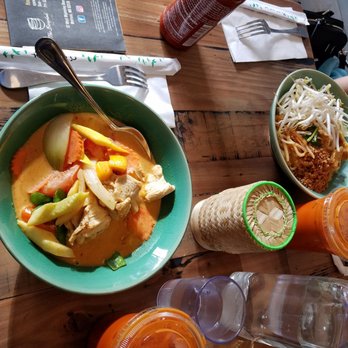 The Bangkok - Vietnamese Near Me - Melrose, Massachusetts