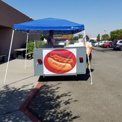 Hot Dog's Aya-Que - Actually a food trailer...not a truck.