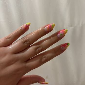 MC Prime Nail Spa salon - Nail Salons Near Me - Brooklyn, New York