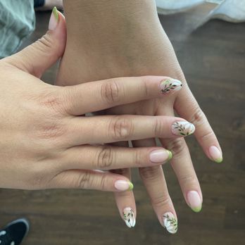 Olivia's Nail Pedispa - Nail Salons Near Me - Simi Valley, California