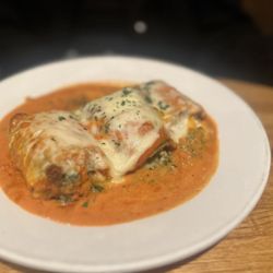 user provided Casa De Pasta photo