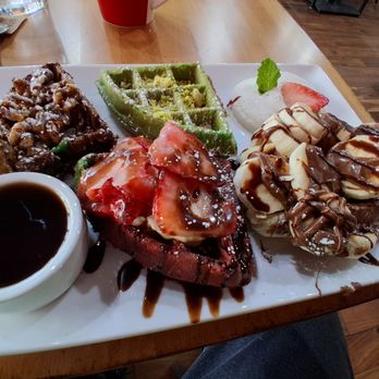 Chicago Waffles - Waffle Flight, skip the green waffle - Breakfast & Brunch Near Me - Chicago, Illinois Chicago Waffles - Waffle Flight, skip the green waffle - Breakfast & Brunch Near Me - Chicago, Illinois