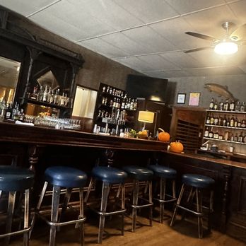 Duarte's Tavern - American Near Me - Pescadero, California