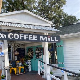 Coffee mill in largo