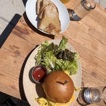 Rise Over Run - Breakfast sandwich - New American Near Me - San Francisco, California Rise Over Run - Breakfast sandwich - New American Near Me - San Francisco, California