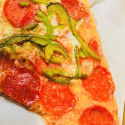 Mariana's The Stinky Rose - Home is where the pizza is.