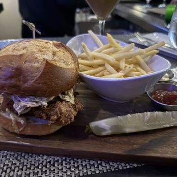 Bis on Main - New American Near Me - Bellevue, Washington Bis on Main - New American Near Me - Bellevue, Washington