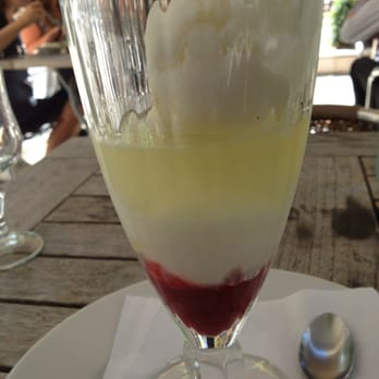 La Bergamote - Coupe Lemoncello ! - Italian Near Me - Rueil-Malmaison, 92