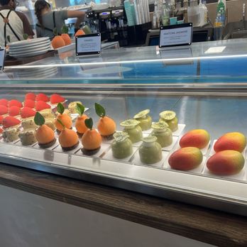 Layered - Cakes - Bakeries Near Me - Fairfax, Virginia Layered - Cakes - Bakeries Near Me - Fairfax, Virginia