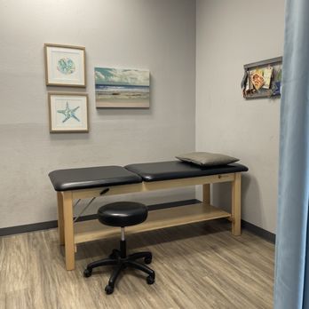 Longevity Physical Therapy - San Diego - We offer women's health pelvic floor therapy. - Physical Therapy Near Me - San Diego, California Longevity Physical Therapy - San Diego - We offer women's health pelvic floor therapy. - Physical Therapy Near Me - San Diego, California