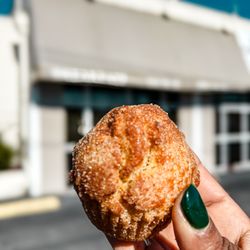Cinnamon Donut Muffin