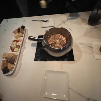 The Melting Pot - s'mores chocolate - Fondue Near Me - Charlotte, North Carolina The Melting Pot - s'mores chocolate - Fondue Near Me - Charlotte, North Carolina