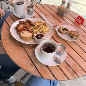 Clementine - Bakeries Near Me - Los Angeles, California