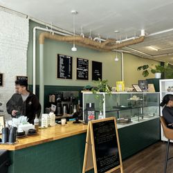 Dolly's Coffee Shop