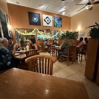 Moon & Turtle - Interior - Seafood Near Me - Hilo, Hawaii Moon & Turtle - Interior - Seafood Near Me - Hilo, Hawaii